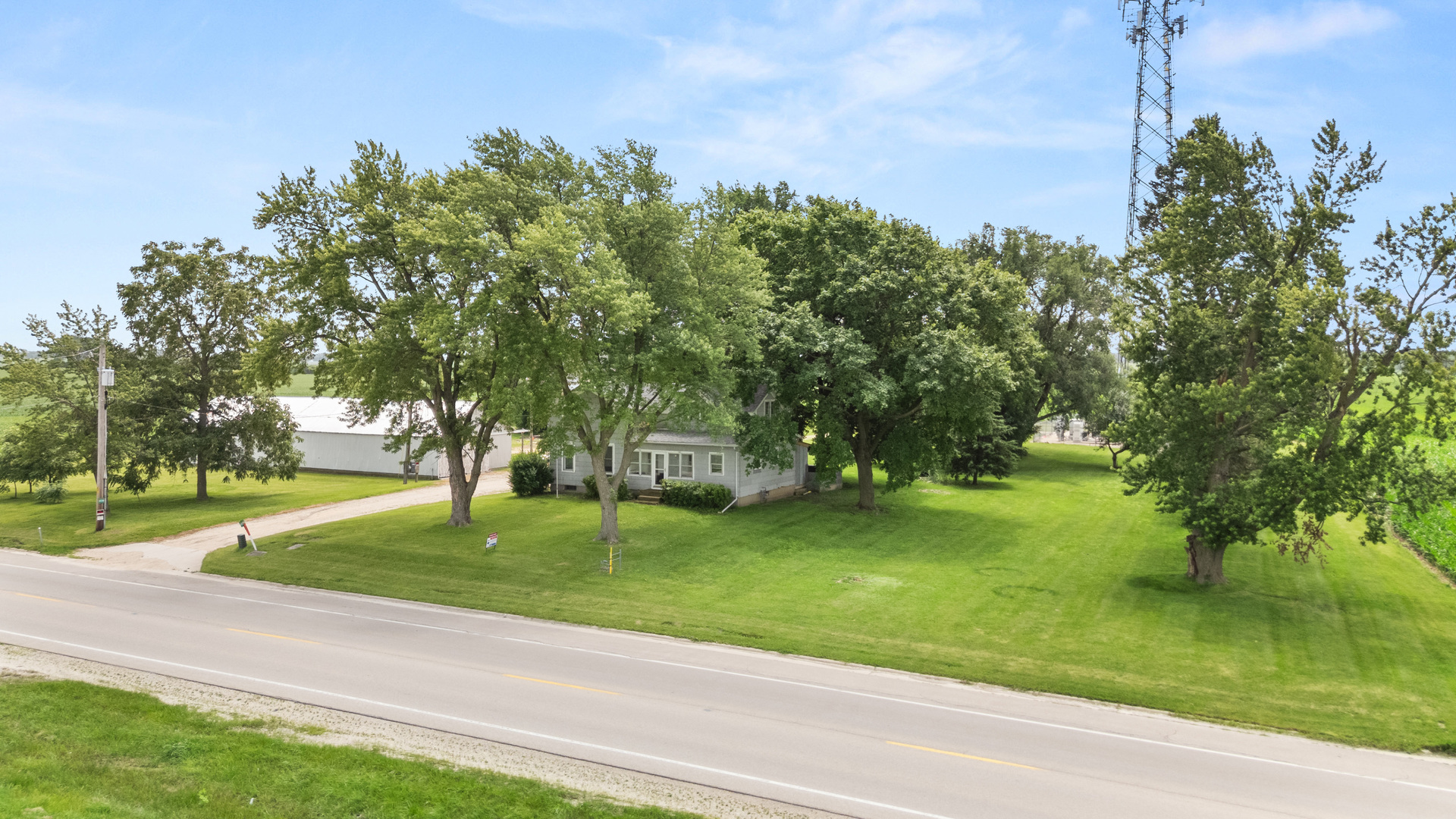 14286 Highway 72 Genoa, IL 60135 - Photo 24 of 33