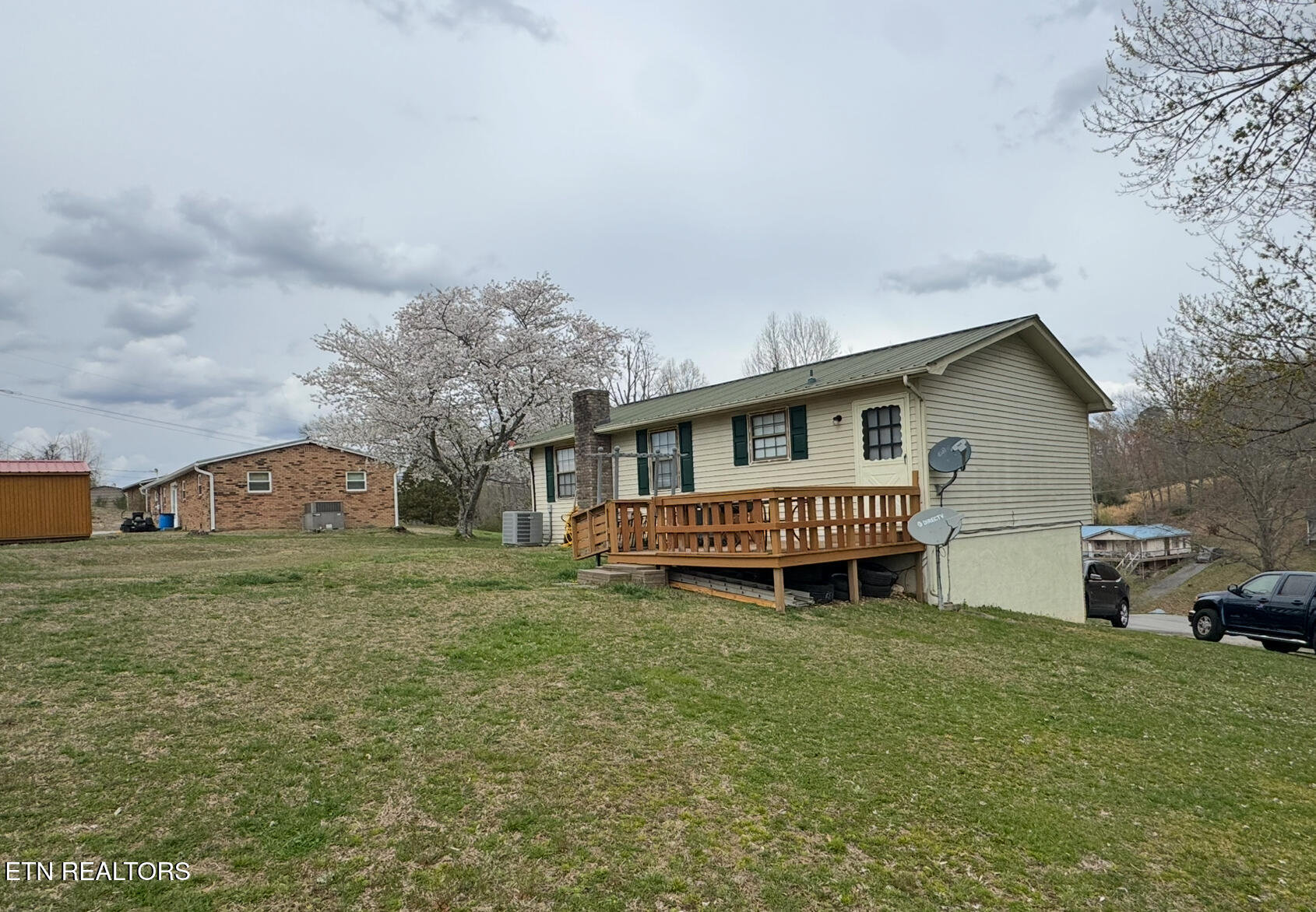 257 Parliament Road Harrogate, TN 37752 - Photo 20 of 24 Back yard view
