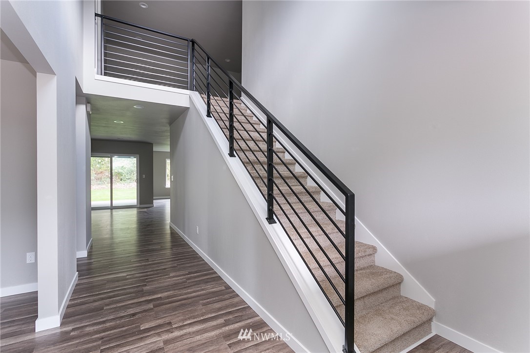6241 Shamrock Road Maple Falls, WA 98266 - Photo 2 of 34 Gallery Image 2