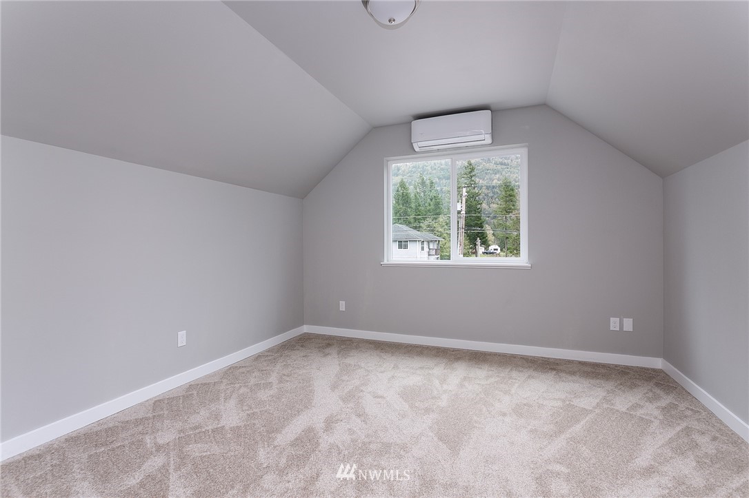 6241 Shamrock Road Maple Falls, WA 98266 - Photo 23 of 34 Gallery Image 23