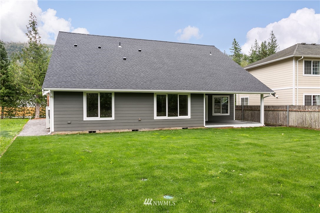 6241 Shamrock Road Maple Falls, WA 98266 - Photo 33 of 34 Gallery Image 33