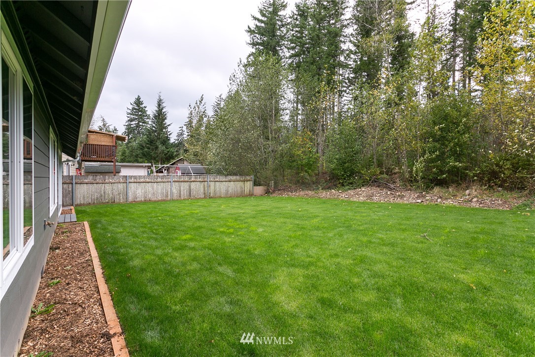6241 Shamrock Road Maple Falls, WA 98266 - Photo 34 of 34 Gallery Image 34