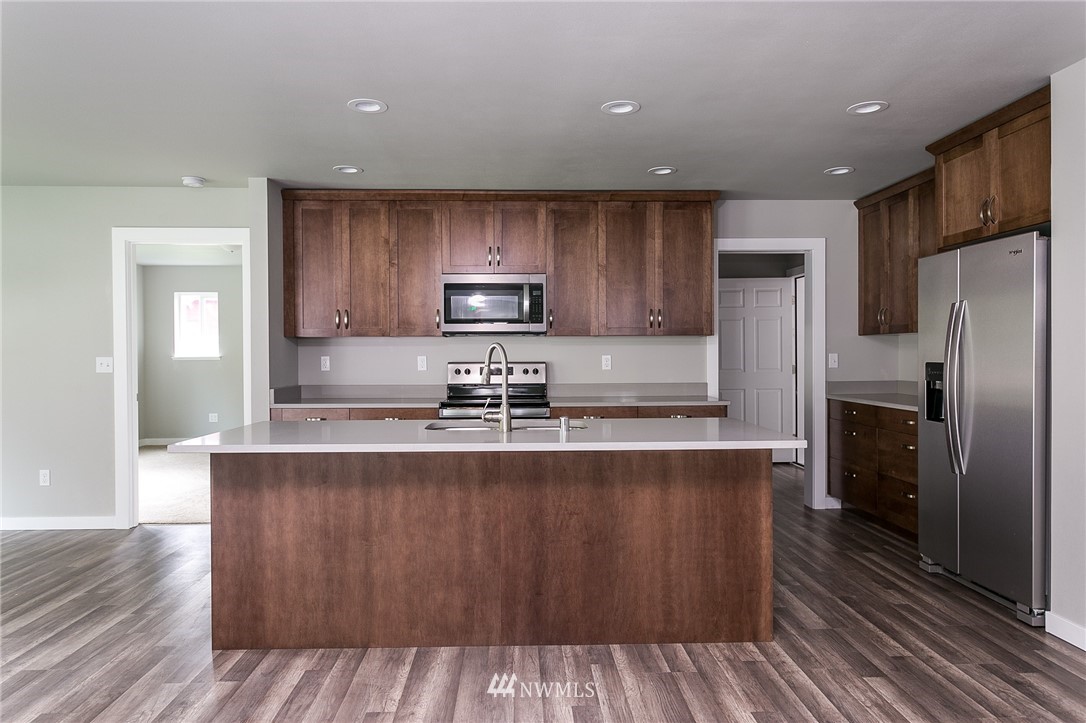 6241 Shamrock Road Maple Falls, WA 98266 - Photo 10 of 34 Gallery Image 10