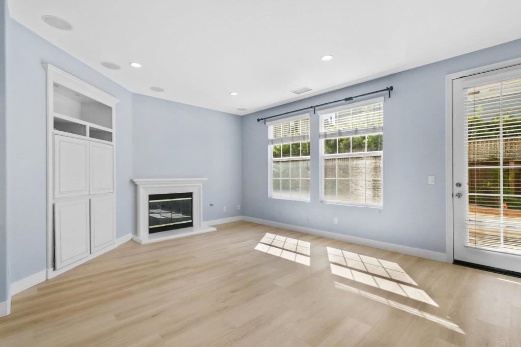 609 Saltgrass Avenue Carlsbad, CA 92011 - Photo 13 of 40