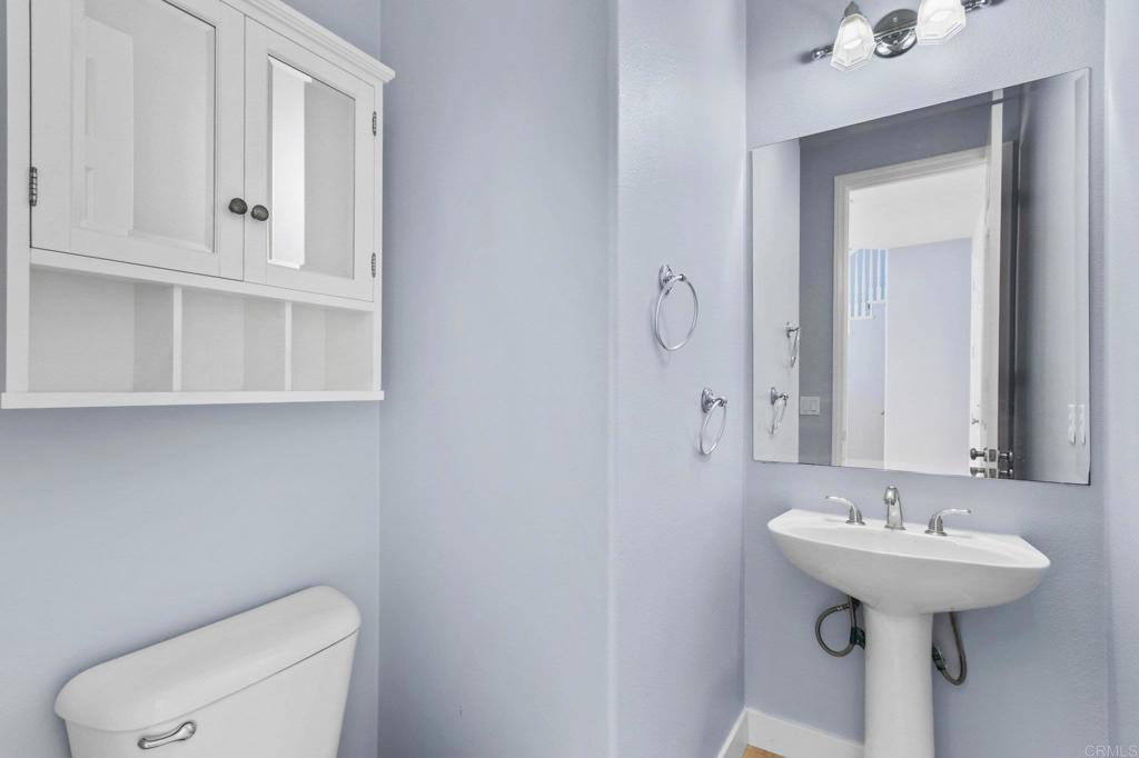 609 Saltgrass Avenue Carlsbad, CA 92011 - Photo 15 of 40 Powder Room