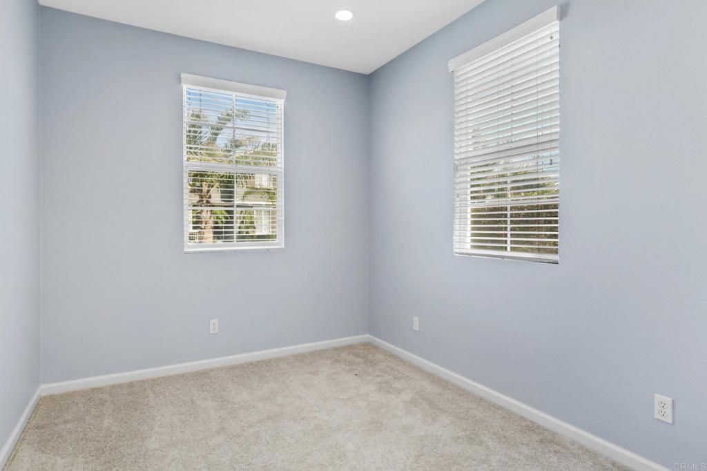 609 Saltgrass Avenue Carlsbad, CA 92011 - Photo 9 of 40