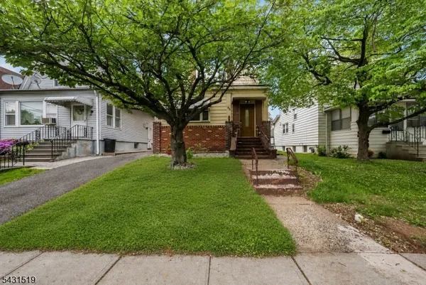 $2,700 | 86 Curie Avenue, Unit 1, Clifton, NJ 07011