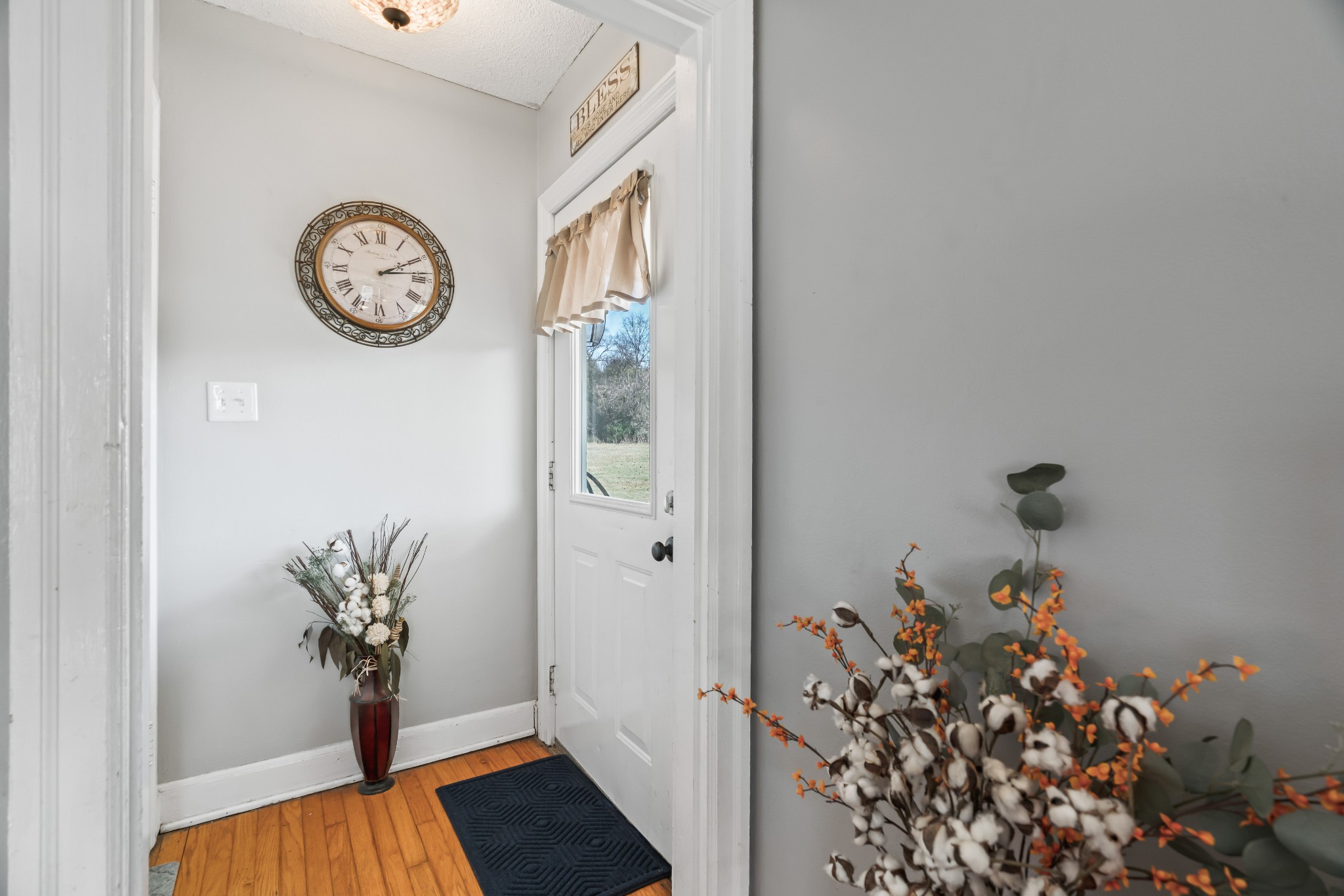 345 Wabash Road Mulberry, TN 37359 - Photo 6 of 63 a view of a hallway with paintings on the wall