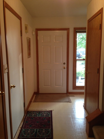 444 Wenbriar Square Addison, IL 60101 - Photo 3 of 23