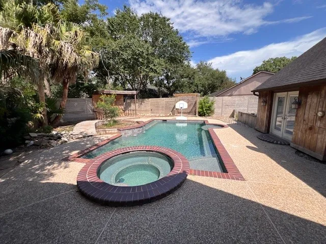 $3,200 | 2602 Cloverfield Court, Pearland, TX 77584