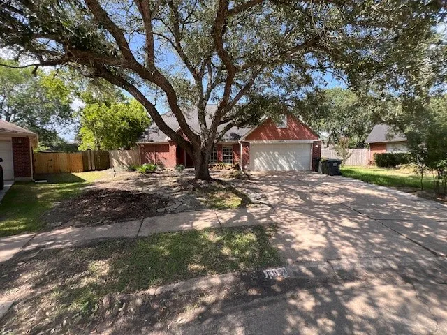 $3,200 | 2602 Cloverfield Court, Pearland, TX 77584