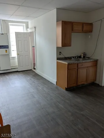 $1,500 | 139 9th Street, Unit 3, Passaic, NJ 07055