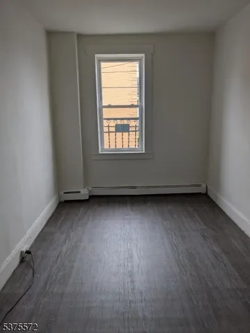 $1,500 | 139 9th Street, Unit 3, Passaic, NJ 07055