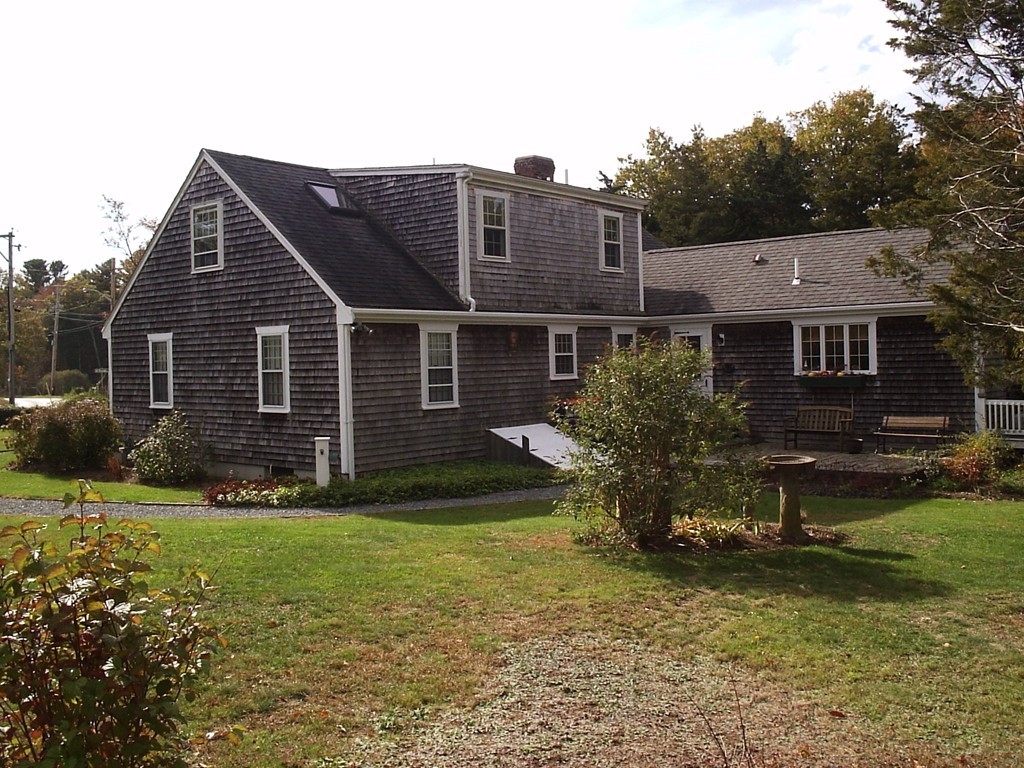 33 River Road Mattapoisett, MA 02739 - Photo 6 of 16 Gallery Image 6
