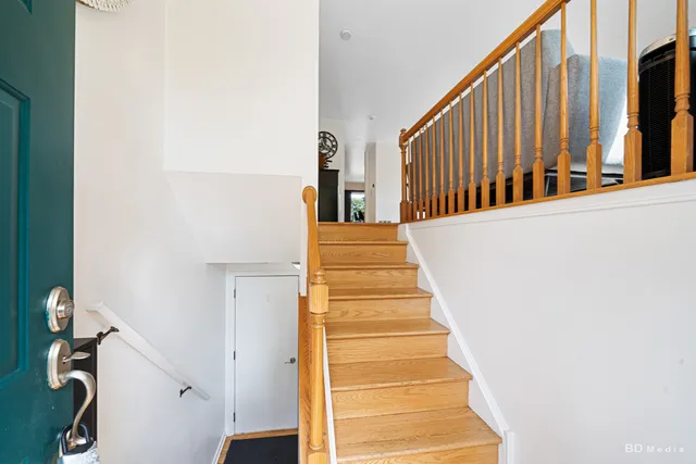 $382,000 | 2611 Woodmere Drive, Darien, IL 60561