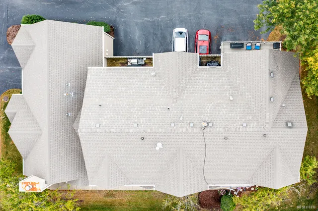 $382,000 | 2611 Woodmere Drive, Darien, IL 60561