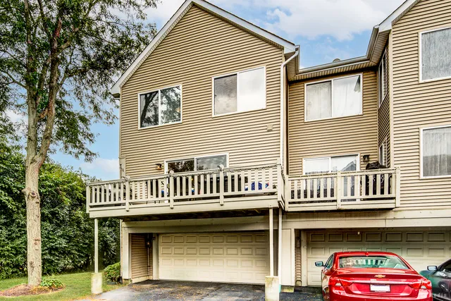 $382,000 | 2611 Woodmere Drive, Darien, IL 60561