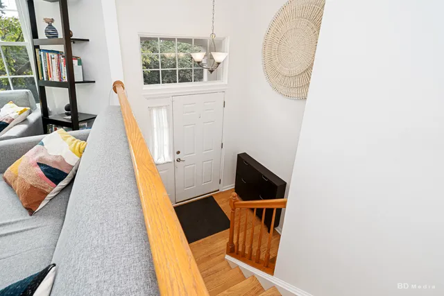 $382,000 | 2611 Woodmere Drive, Darien, IL 60561