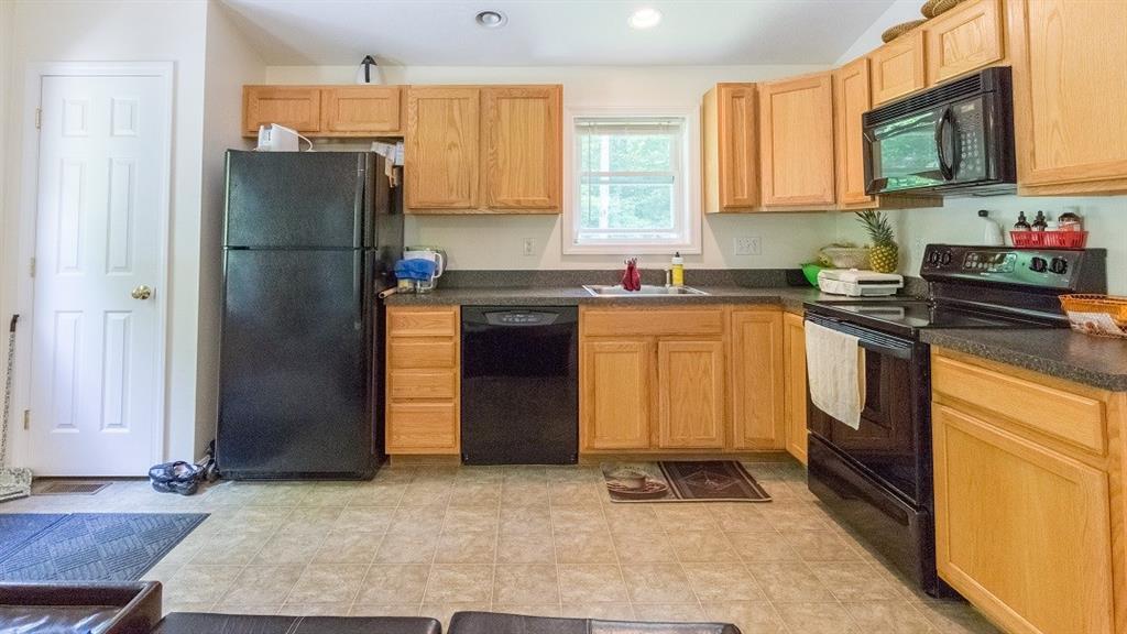 11 Deer Pond Road Raymond, ME 04071 - Photo 16 of 33 Unit B