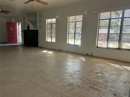 $280,000 | 30 Southeast Kings Bay Drive, Crystal River, FL 34429