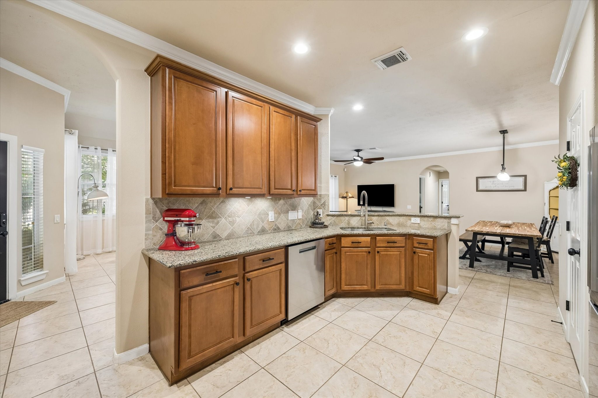 14 Fitzroy Place Conroe, TX 77384 - Photo 16 of 31