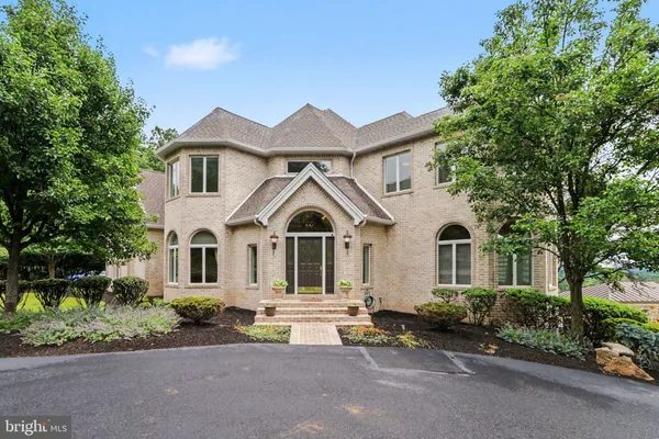 $1,200,000 | 2394 Forest Hills Drive, Harrisburg, PA 17112
