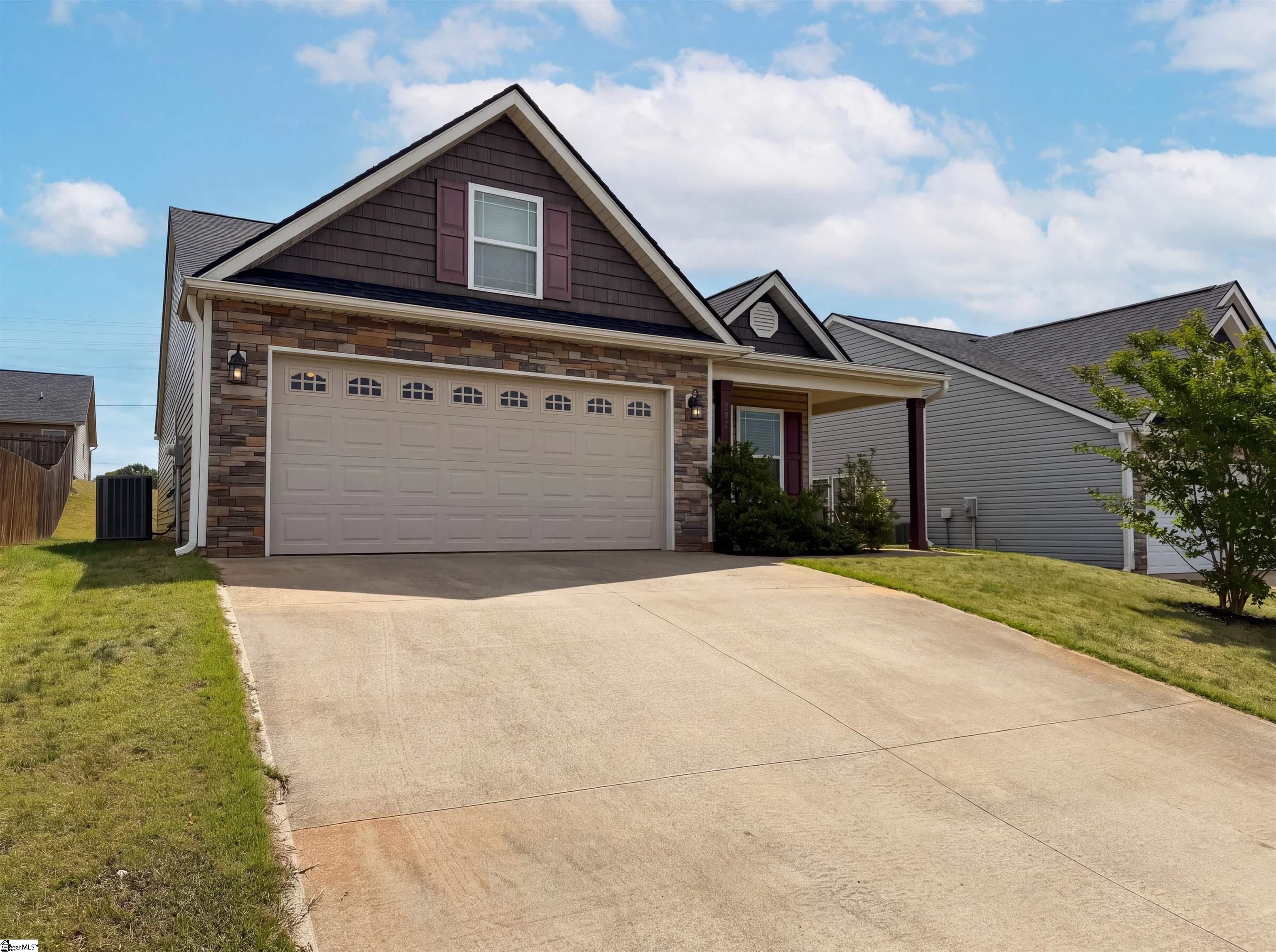 282 Highland Springs Loop Inman, SC 29349 - Photo 1 of 19