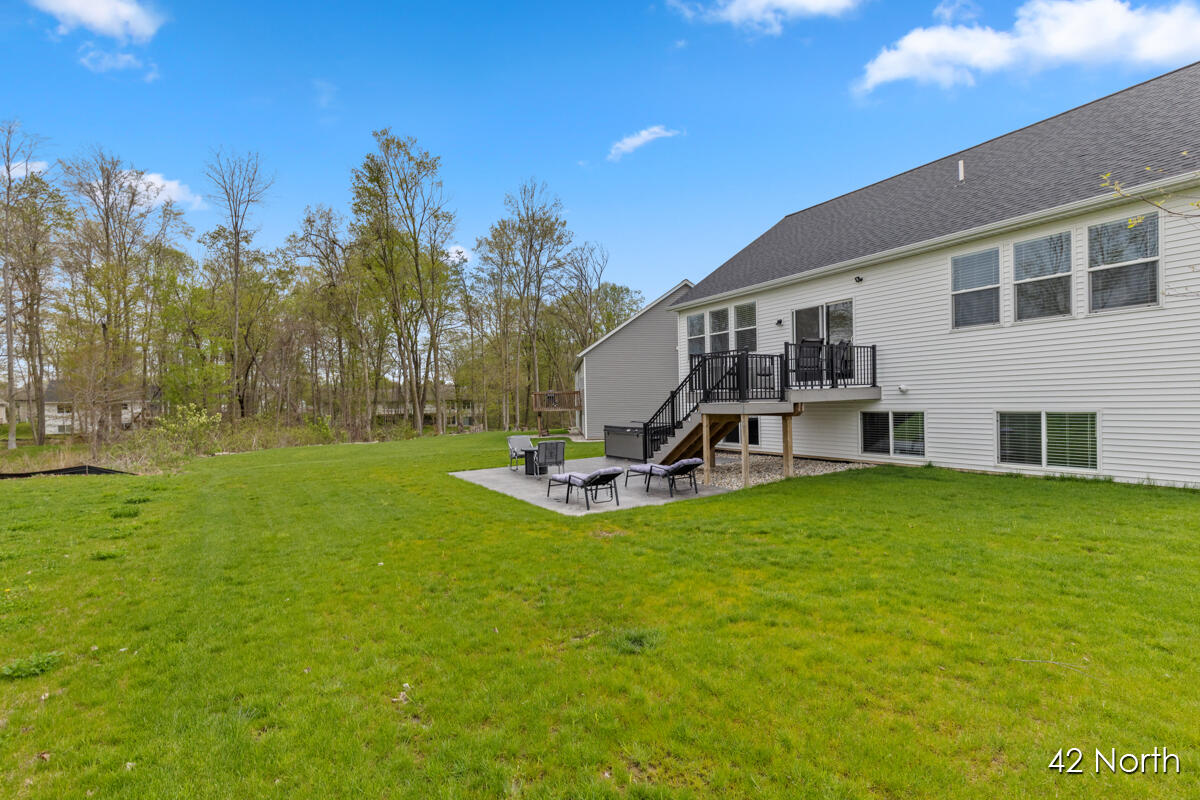 8811 Loggers Ridge Caledonia, MI 49316 - Photo 20 of 22