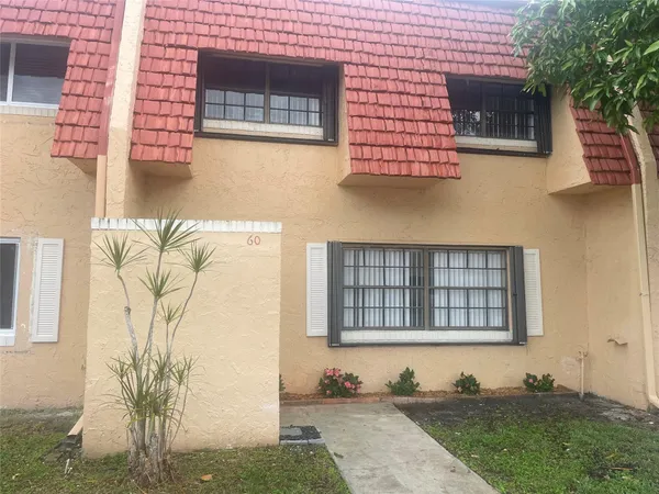 $2,500 | 60 Ann Lee Lane, Tamarac, FL 33319