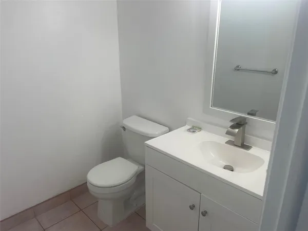 $2,500 | 60 Ann Lee Lane, Tamarac, FL 33319