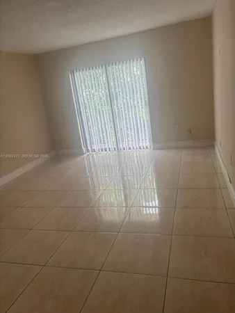 $2,299 | 6950 West 6th Avenue, Unit 511, Hialeah, FL 33014