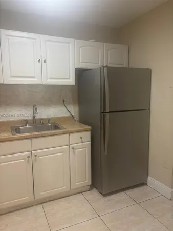 $2,299 | 6950 West 6th Avenue, Unit 511, Hialeah, FL 33014
