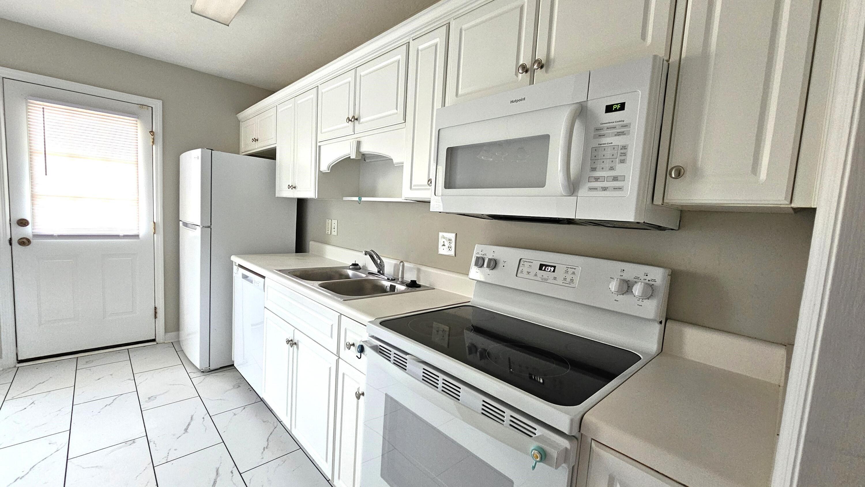 340 Greendale Place Evans, GA 30809 - Photo 5 of 11