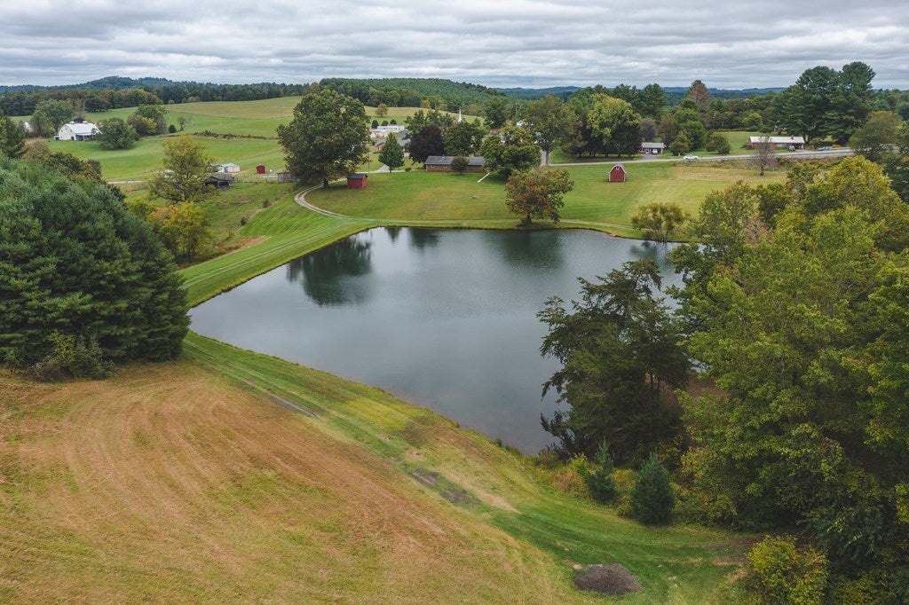 2066 Webbs Mill Road North Floyd, VA 24091 - Photo 42 of 77 Gallery Image 42