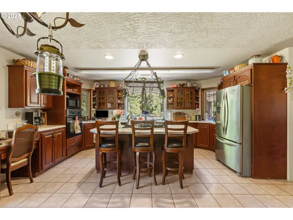 $650,000 | 913 Starveout Creek Road, Azalea, OR 97410