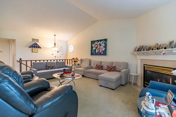 $230,000 | 2104 Terrace Drive, Highland, IN 46322