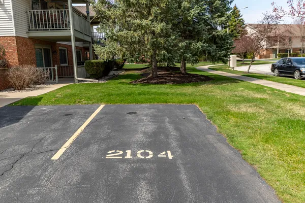 $230,000 | 2104 Terrace Drive, Highland, IN 46322