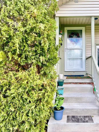 $230,000 | 2104 Terrace Drive, Highland, IN 46322