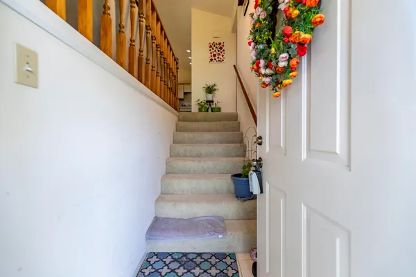 $230,000 | 2104 Terrace Drive, Highland, IN 46322