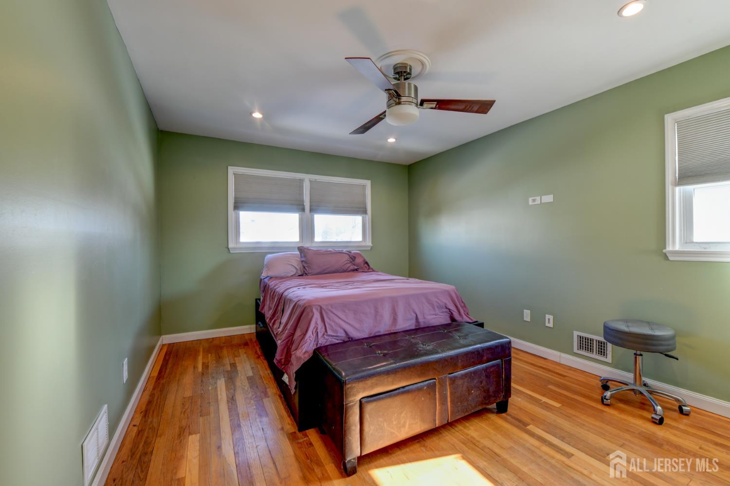 3 Carter Place Parlin, NJ 08859 - Photo 17 of 31