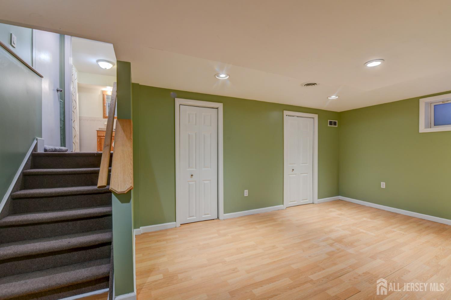 3 Carter Place Parlin, NJ 08859 - Photo 25 of 31