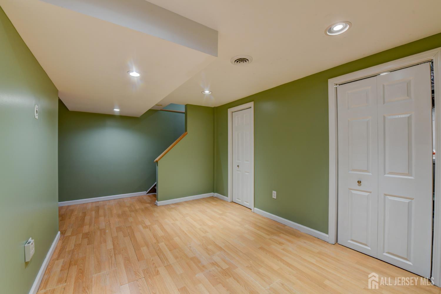 3 Carter Place Parlin, NJ 08859 - Photo 28 of 31