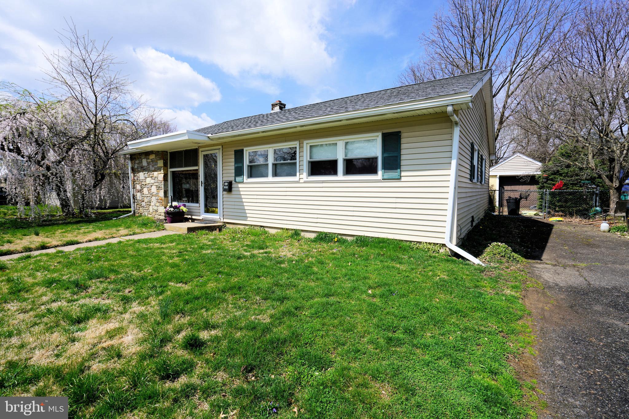 513 Filbert Road Oreland, PA 19075 - Photo 1 of 34
