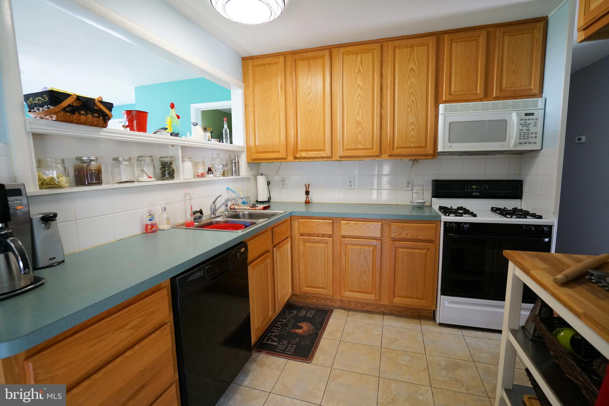 513 Filbert Road Oreland, PA 19075 - Photo 11 of 34