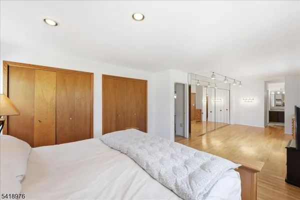 $799,999 | 2 Ambler Way, Parsippany, NJ 07054