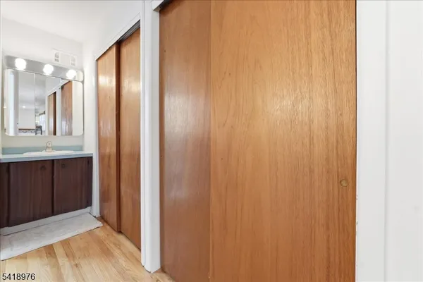 $799,999 | 2 Ambler Way, Parsippany, NJ 07054