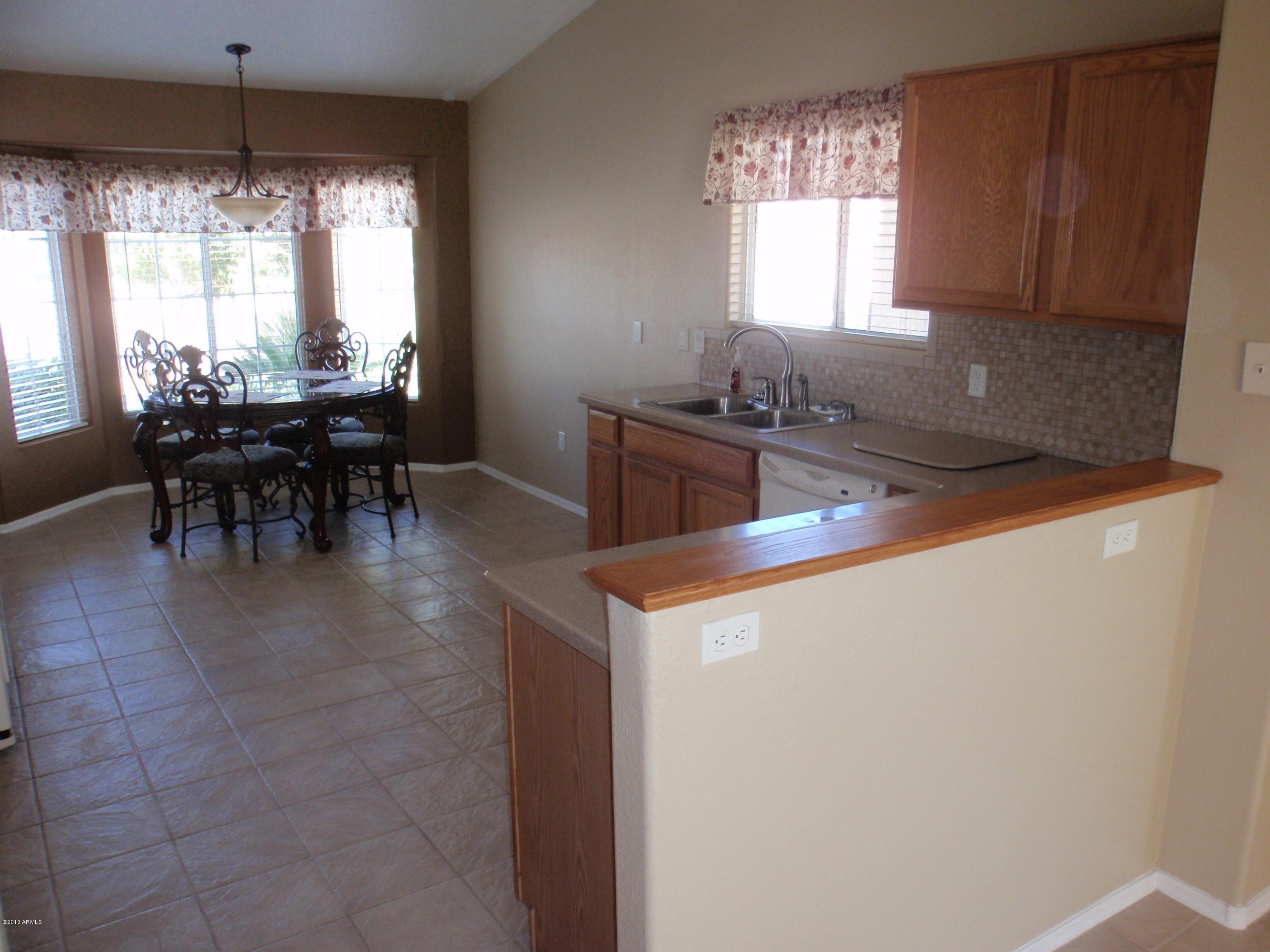 1763 East Sycamore Road Casa Grande, AZ 85122 - Photo 4 of 31 kitchen