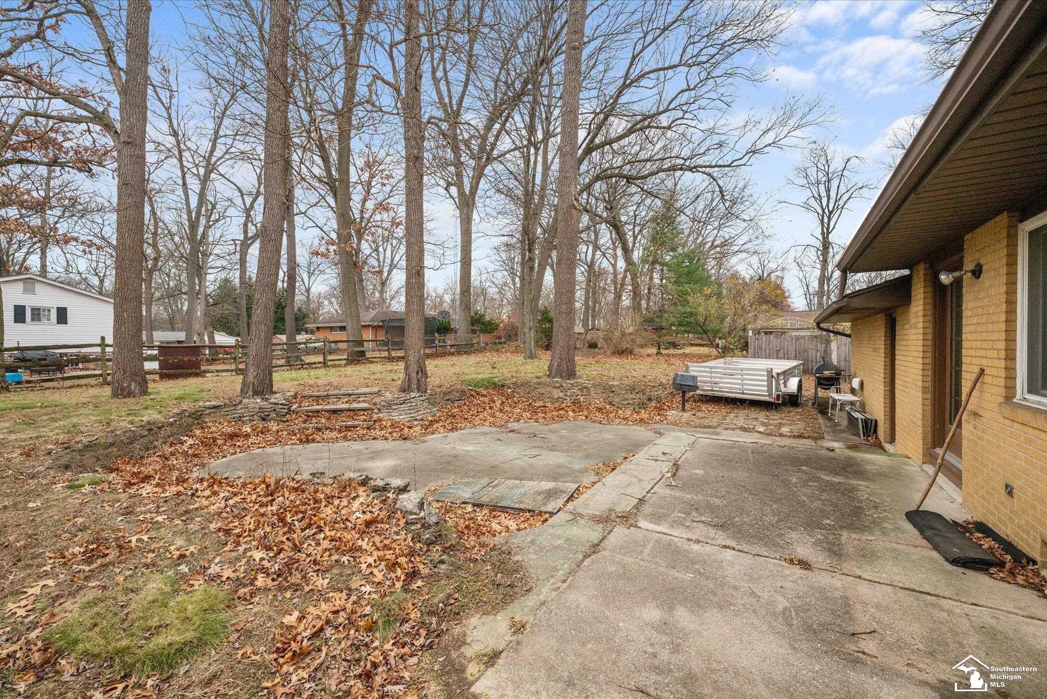 7633 Indian Road Temperance, MI 48182 - Photo 31 of 32 50162682-6ce12df2-3f03-4962-ac4e-29f8ef319c25.JPG