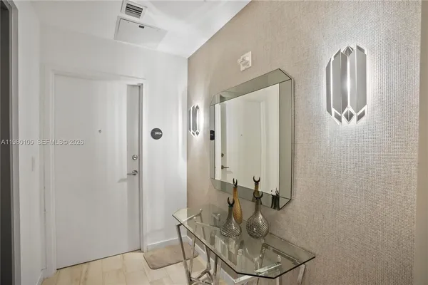 $7,200 | 480 Northeast 31st Street, Unit 3906, Miami, FL 33137