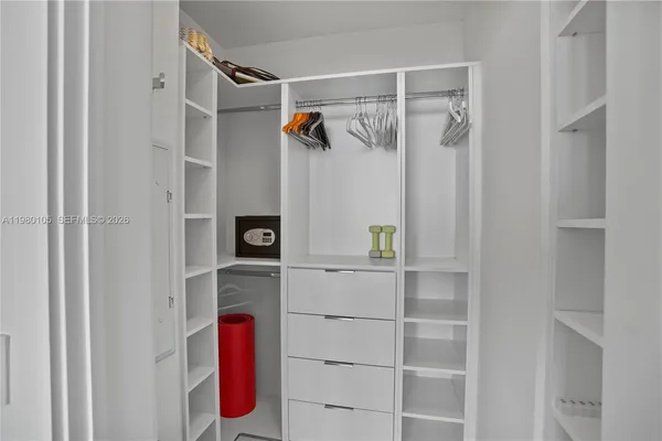 $7,200 | 480 Northeast 31st Street, Unit 3906, Miami, FL 33137